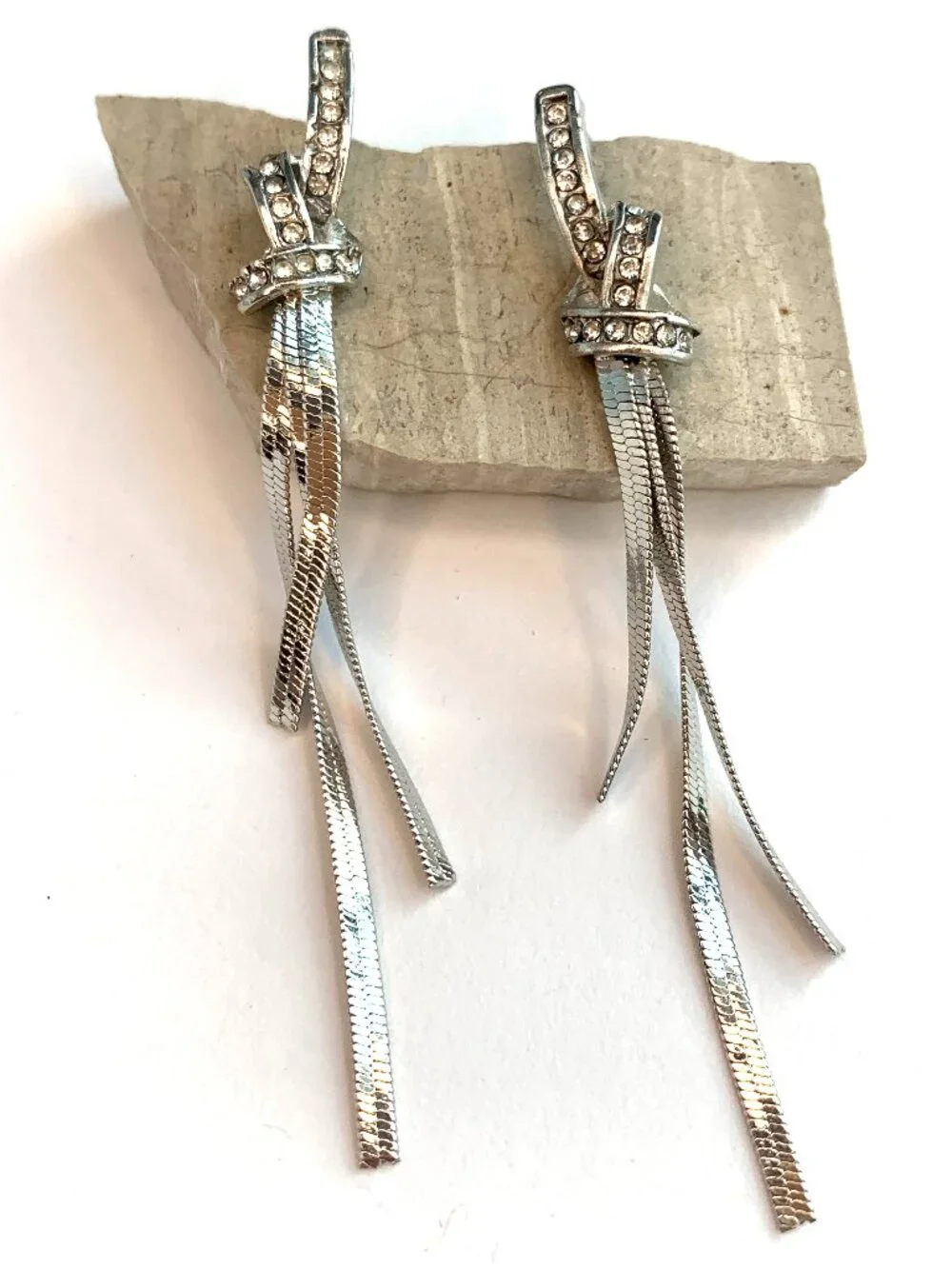 NEW~ Anthropologie Crystal Encrusted Knot Long Fringe Gold Earrings_7